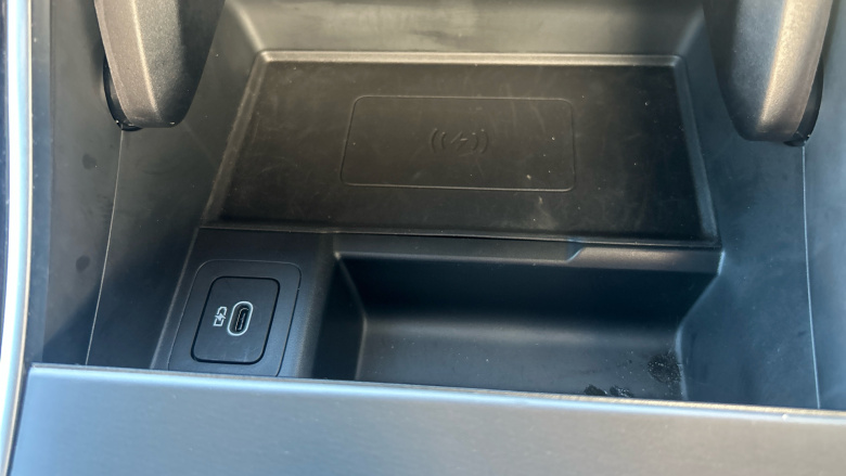 Land Rover Range Rover Evoque 2.0 D200 Dynamic SE 5dr Auto Diesel Hatchback